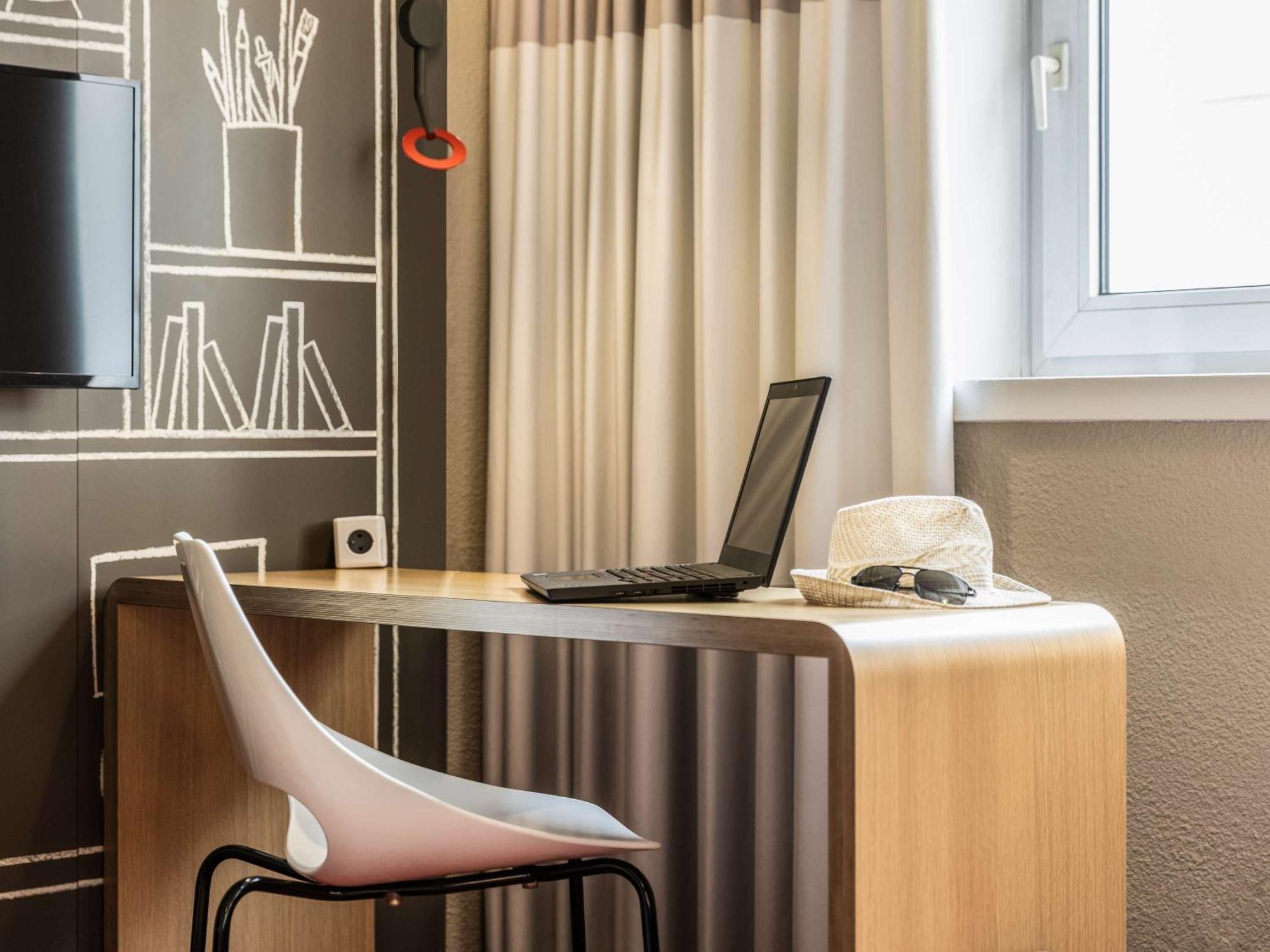 Ibis Pont Jumeaux 3*